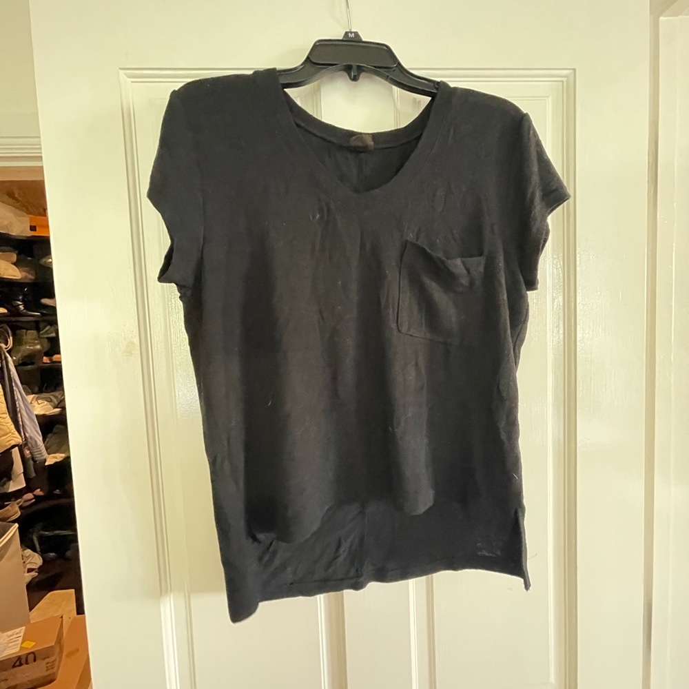 Black shirt. Very comfy